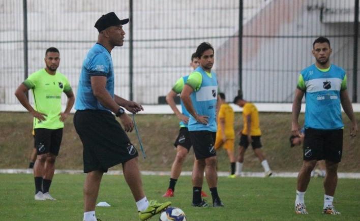 Sérgio Soares não é mais técnico do ABC - Andrei Torres/ABC Futebol Clube