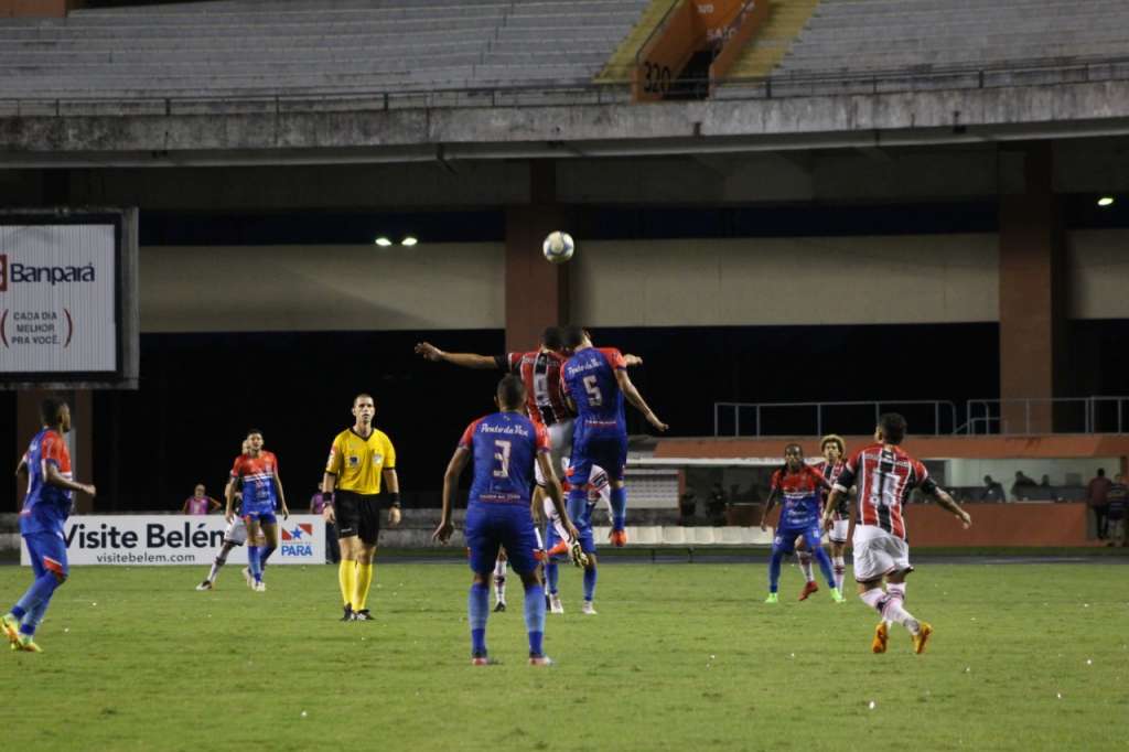 O Bragantino venceu o River e conseguiu a classificação para a segunda fase (Foto: Victor Costa/River AC)