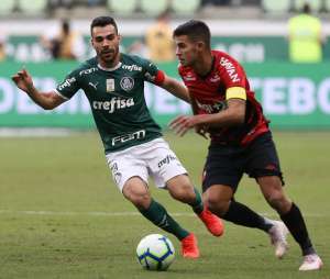 Goiás x Athletico - Furacão continua saga por fim de jejum fora de casa