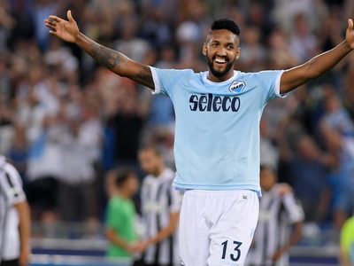 Flamengo abre conversas com Wallace, brasileiro da Lazio-ITA