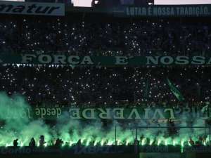 Coritiba lidera e campineiros decepcionam. Confira o ranking de público da Série B!