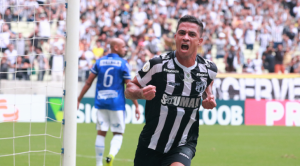 CSA monitora atacante de rival nordestino do Brasileirão
