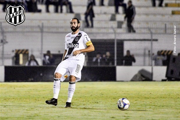 Série B: Ponte Preta admite que jogadores estão com salários atrasados