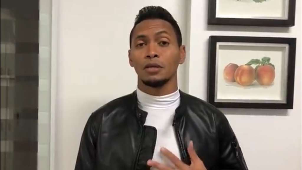 Alex Maranhão publicou vídeo nesta quarta-feira para explicar áudio em que reclama de atraso de salários. (Foto: Reprodução)