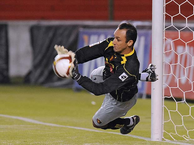 Goleiro do Sport falta aos treinos, desaparece e pode encerrar a carreira