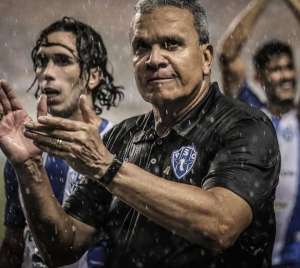 Série C: Hélio dos Anjos valoriza 'sofirmento' do Paysandu após vitória no Re-Pa