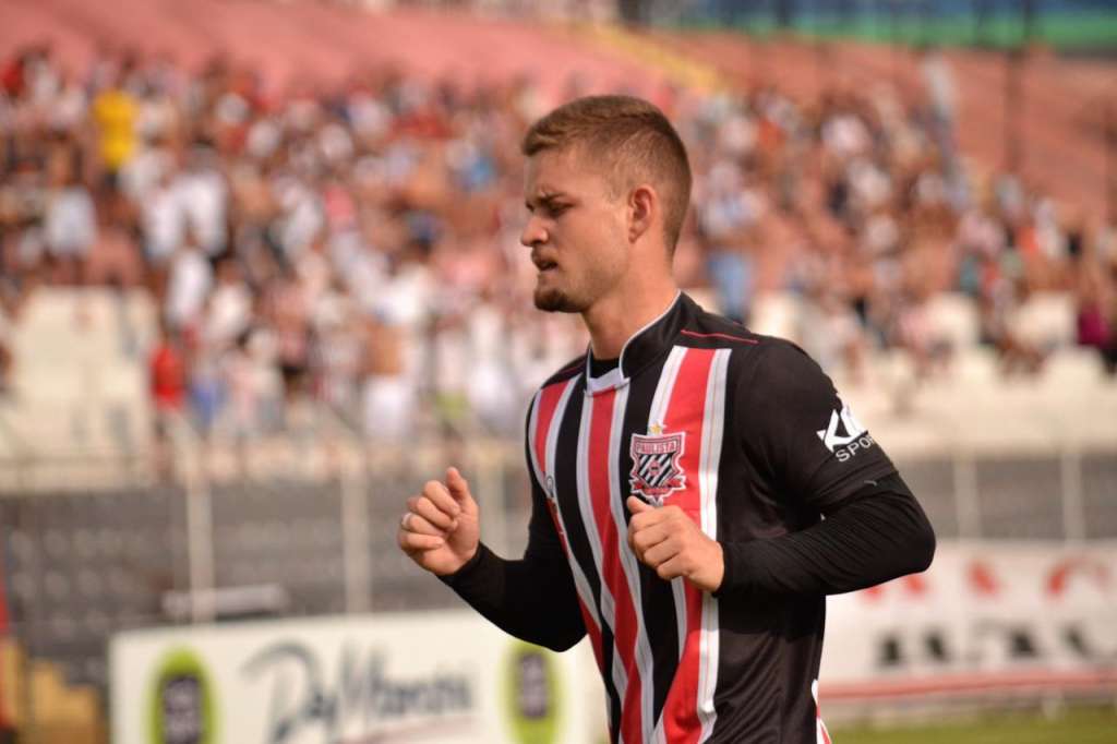 Pedro tem três gols na Segundona. (Foto: Gustavo Amorim)