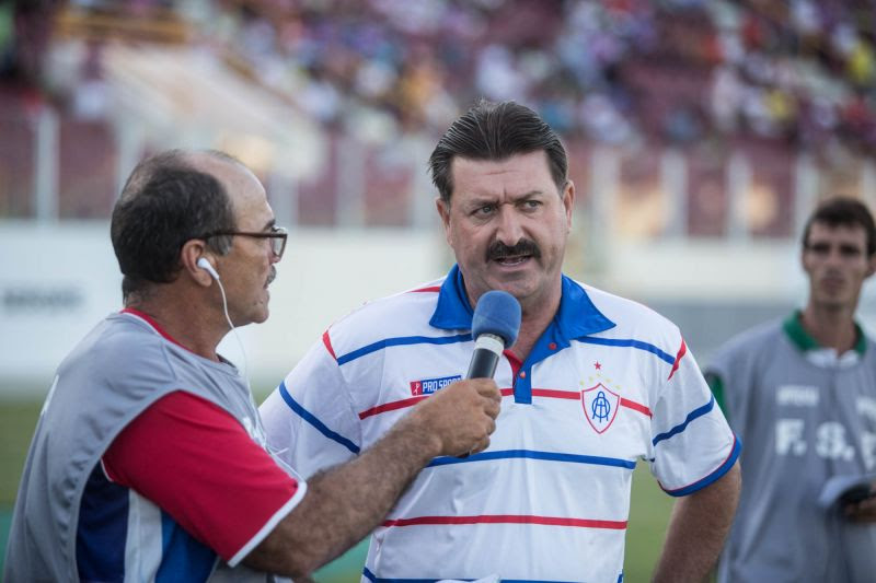 Eliminado da Série D, técnico que levou 7 a 1 na Copa do Brasil assume líder da Série C