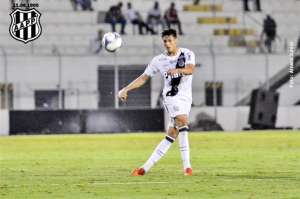Time do Brasileirão faz sondagem por zagueiro da Ponte Preta
