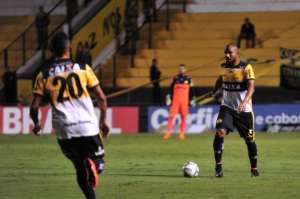 Série B: Apesar do início ruim, elenco diz que foco do Criciúma é o acesso
