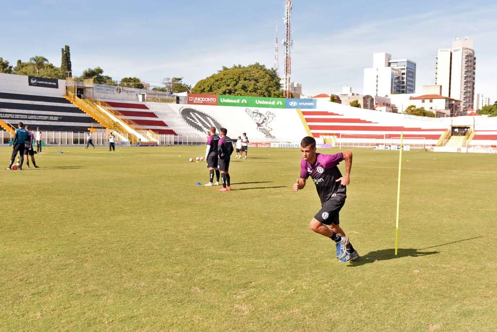 Após assumir liderança do grupo, elenco se reapresenta (Foto: Jefferson Costa)