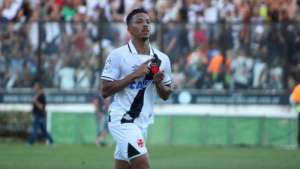 Série B: Paraná negocia com atacante revelado pelo Vasco