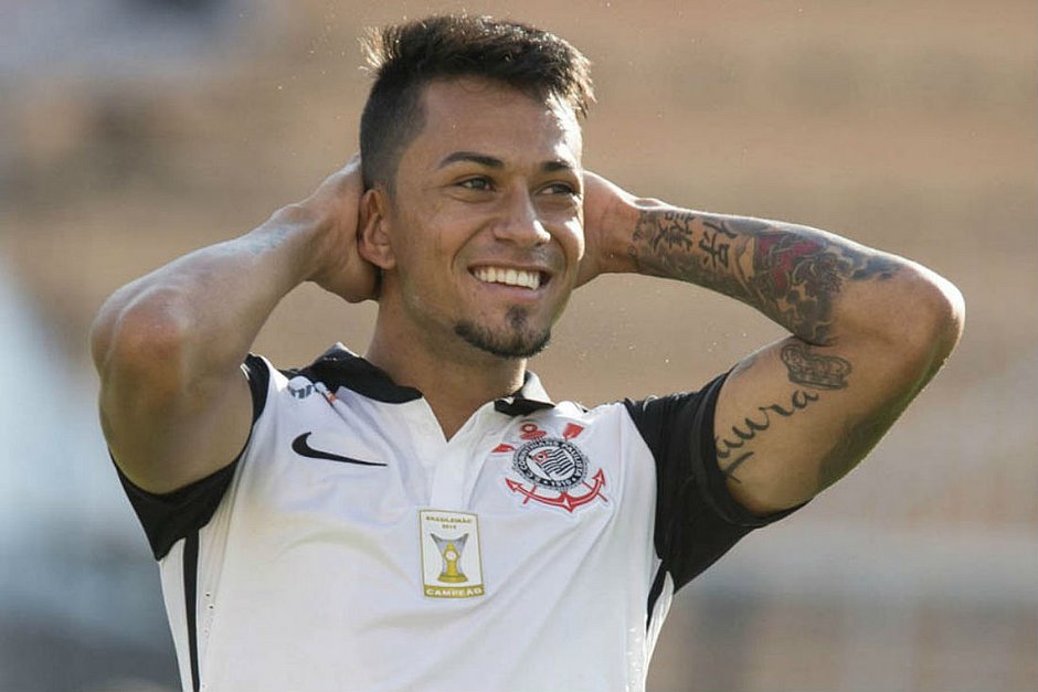 De volta ao Corinthians, atacante deve ser emprestado ao Bahia