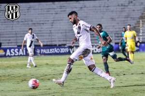 Lateral deixa a Ponte Preta e acerta com time do Brasileirão