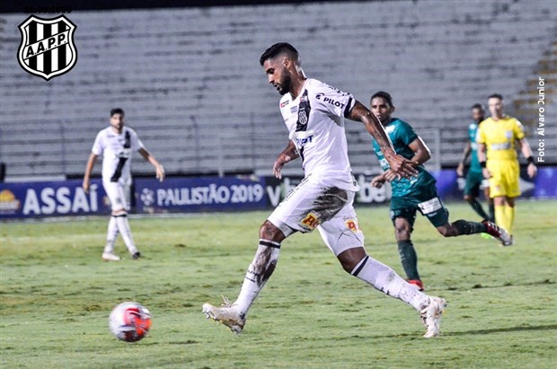 Lateral deixa a Ponte Preta e acerta com time do Brasileirão