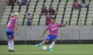 Fortaleza anuncia saída de camisa 10 para clube árabe