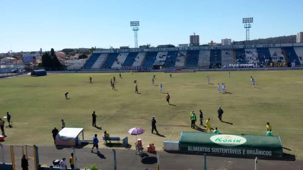 Rio Claro e Internacional de Limeira empataram no Schmidtão (Foto: Renan Riggo/A Folha Esportiva)