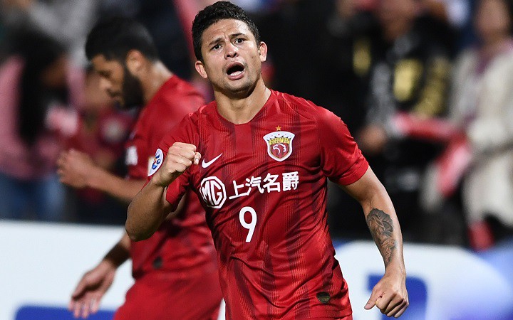 Chinês: Ex-atacante do Botafogo retorna ao Guangzhou Evergrande
