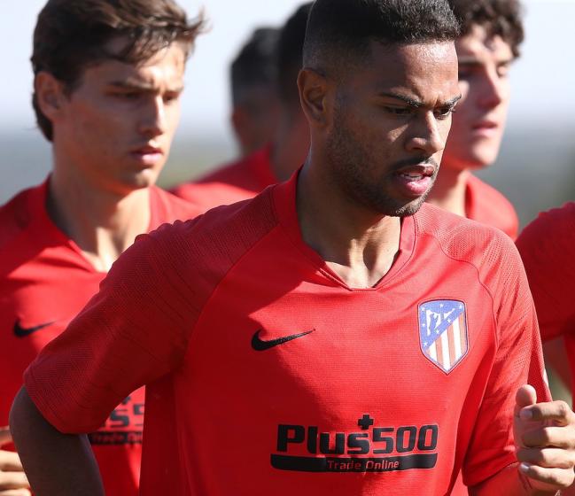 Renan Loddi, de 21 anos, já treina em Madrid