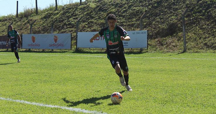Romulo da Cruz acerta com Athletico - Maringá