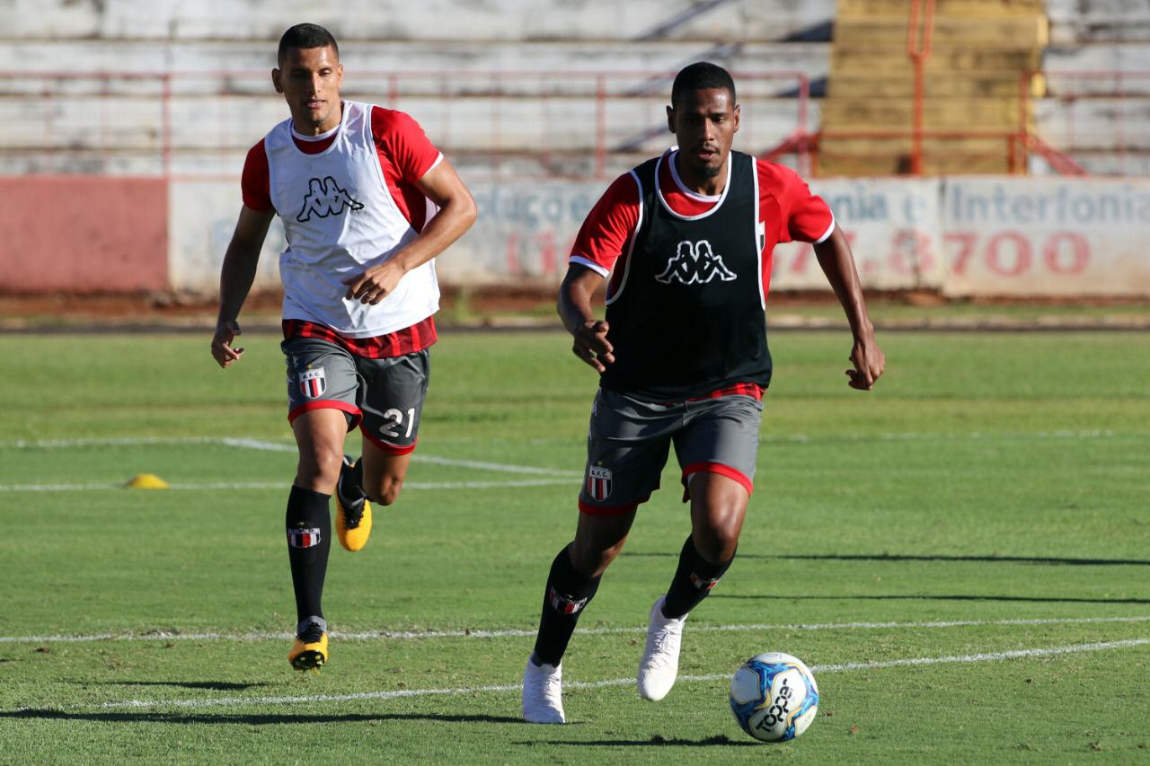 Série B: “Vamos manter a chama do acesso acesa”, garante zagueiro do Botafogo-SP