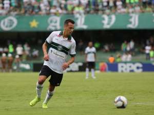 Série B: Com dois suspensos, Coritiba terá mudanças contra São Bento