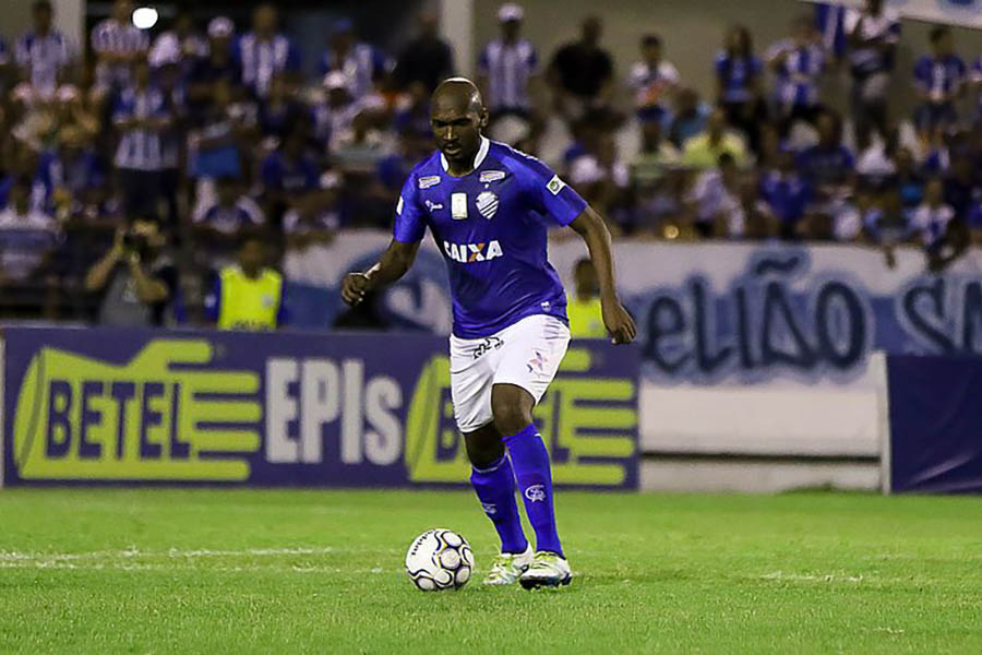 Ex-zagueiro do Guarani troca CSA por time da Série B