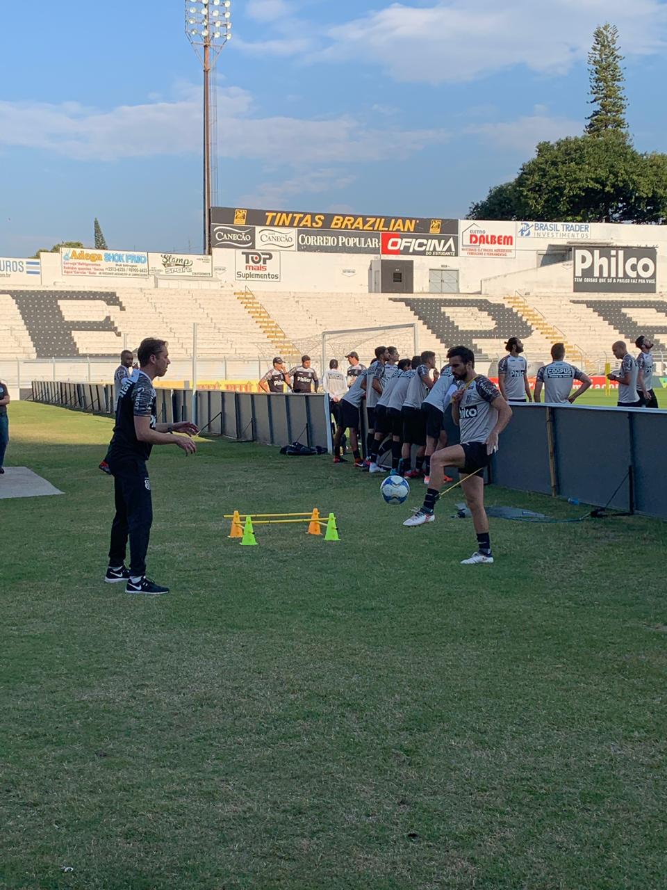 Série B: Ponte fecha treino, mas terá apenas uma troca contra Atlético-GO