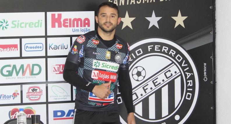 Edson Borges foi anunciado no Operário - Rafael Volski/OFEC