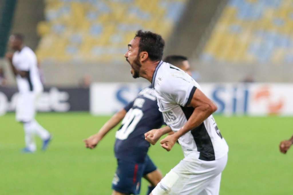 Camisa do Ceará será substituída - Felipe Santos/cearasc.com