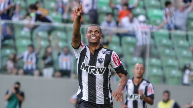 Sem espaço no Atlético-MG, volante é emprestado para time da Série B