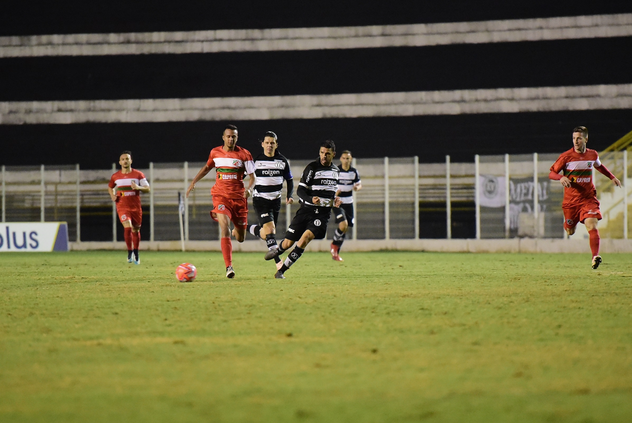 Copa Paulista: Meia comemora espaço no XV de Piracicaba: “Procurar evoluir”