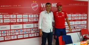 Série B: Reforço do Vila nega conflito com Ceni e projeta vida nova no clube