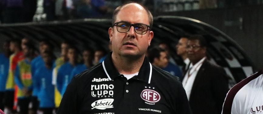 Vinicius Munhoz, técnico da Ferroviária - Foto: Divulgação / AFE 