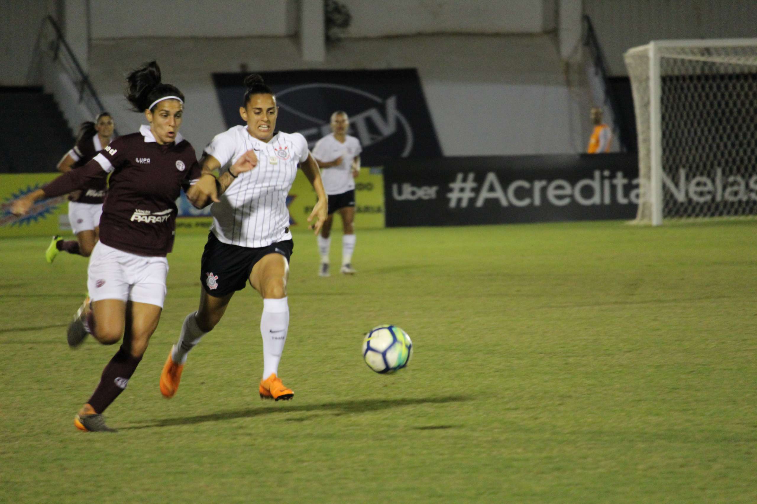 BRASILEIRO FEMININO: Corinthians vence com dois de Millene e segue líder; Inter goleia