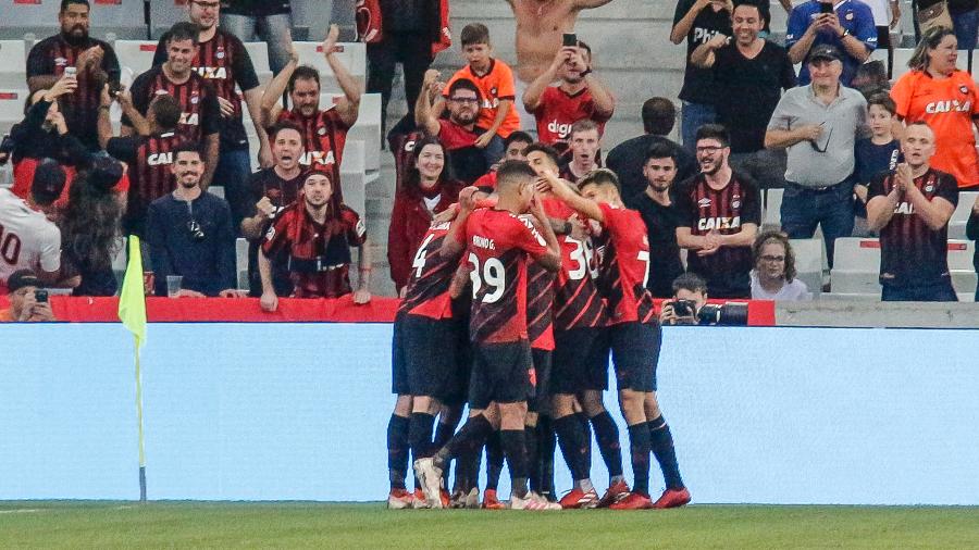 CSA x Athletico-PR – Azulão desafia time alternativo do Furacão para sair da Z4