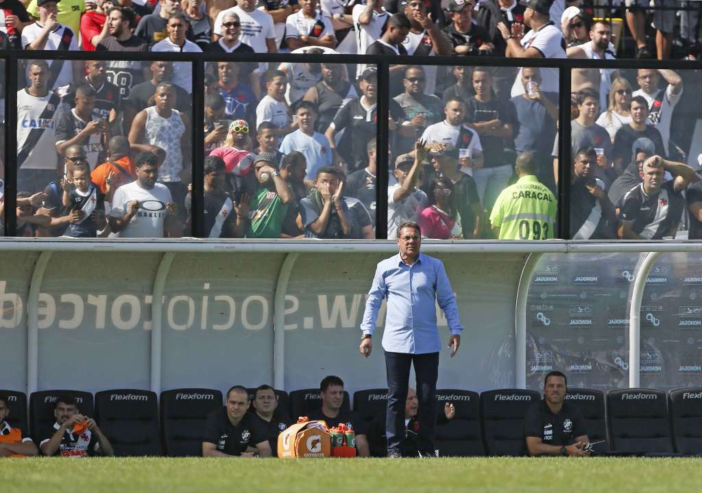 O técnico Vanderlei Luxemburgo minimizou a questão financeira do Vasco da Gama