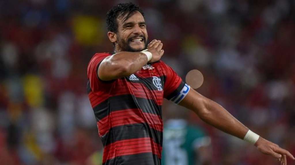 Henrique Dourado está na mira do Palmeiras