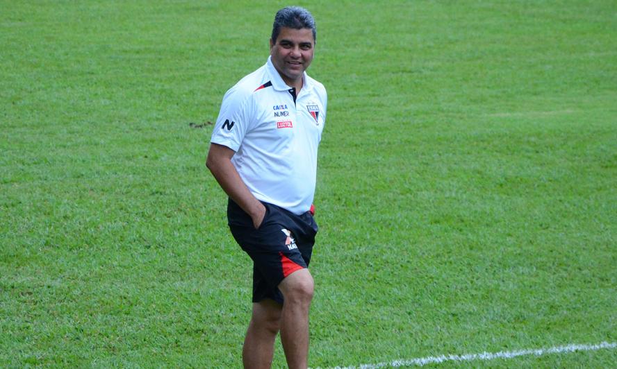 Marcelo Cabo acredita na melhora do Vila Nova
