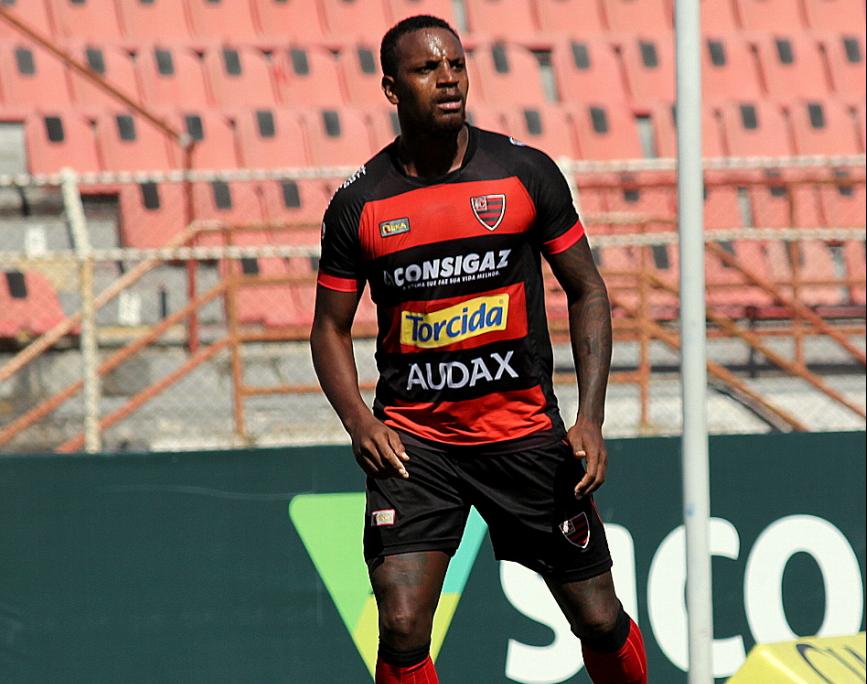 Cleber Reis exaltou ponto conquistado contra América - Jefferson Vieira/Oeste FC