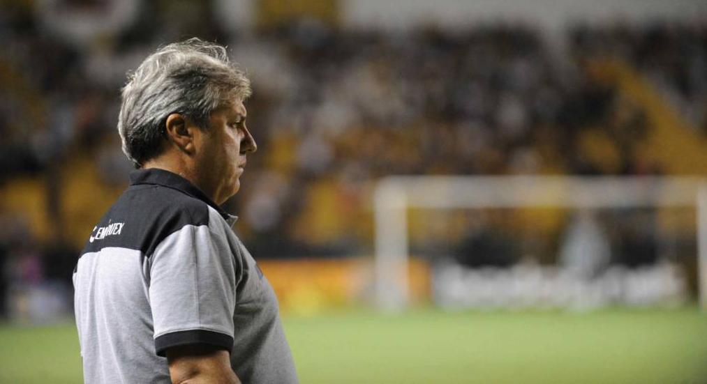Gilson Kleina pediu por reforços no Criciúma