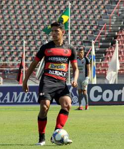 Série B: Caetano comemora bom momento na zaga do Oeste e prega respeito ao Londrina