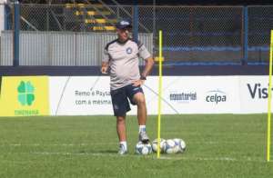 Série C: Treinador do Remo prega respeito ao lanterna e planeja time ofensivo