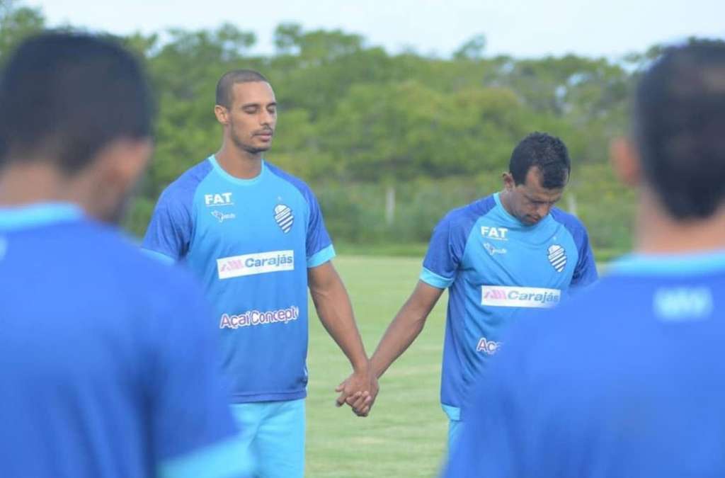 O lateral Celsinho espera que o CSA emplaque uma sequência de resultados positivos