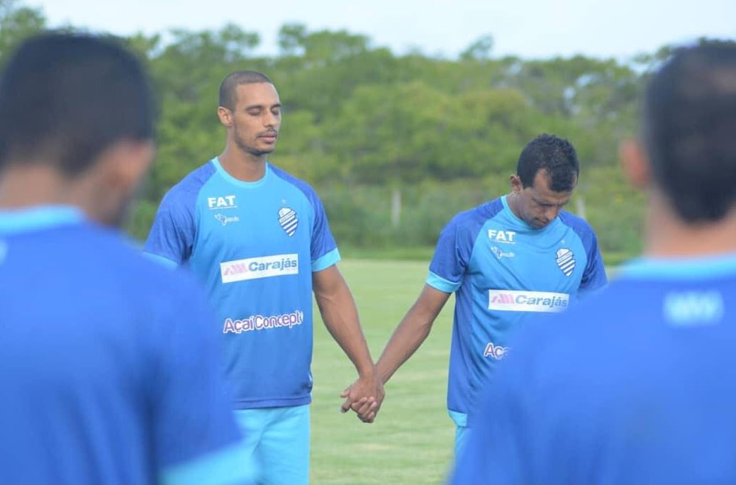 Elenco do CSA busca sequência positiva para deixar Z4 do Brasileirão