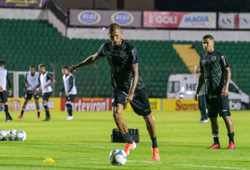 Série B: Sem ex-Palmeiras, Figueirense encerra preparação para clássico