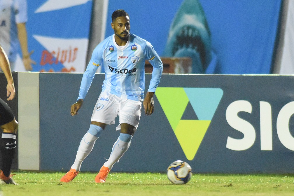 Série B: Botafogo contrata ex-atacante de Fluminense e Internacional