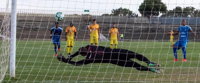 Copa Verde: Brasiliense completa 19 anos e goleiro deu o presente antecipado