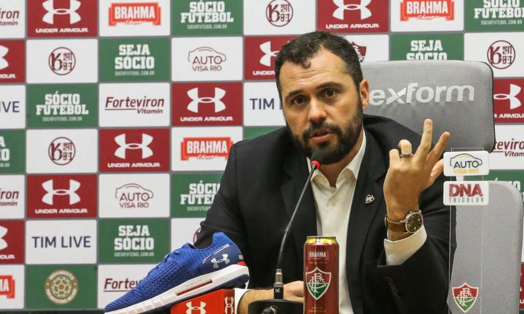 O presidente Mário Bittencourt falou sobre diversos assuntos em coletiva nesta sexta-feira