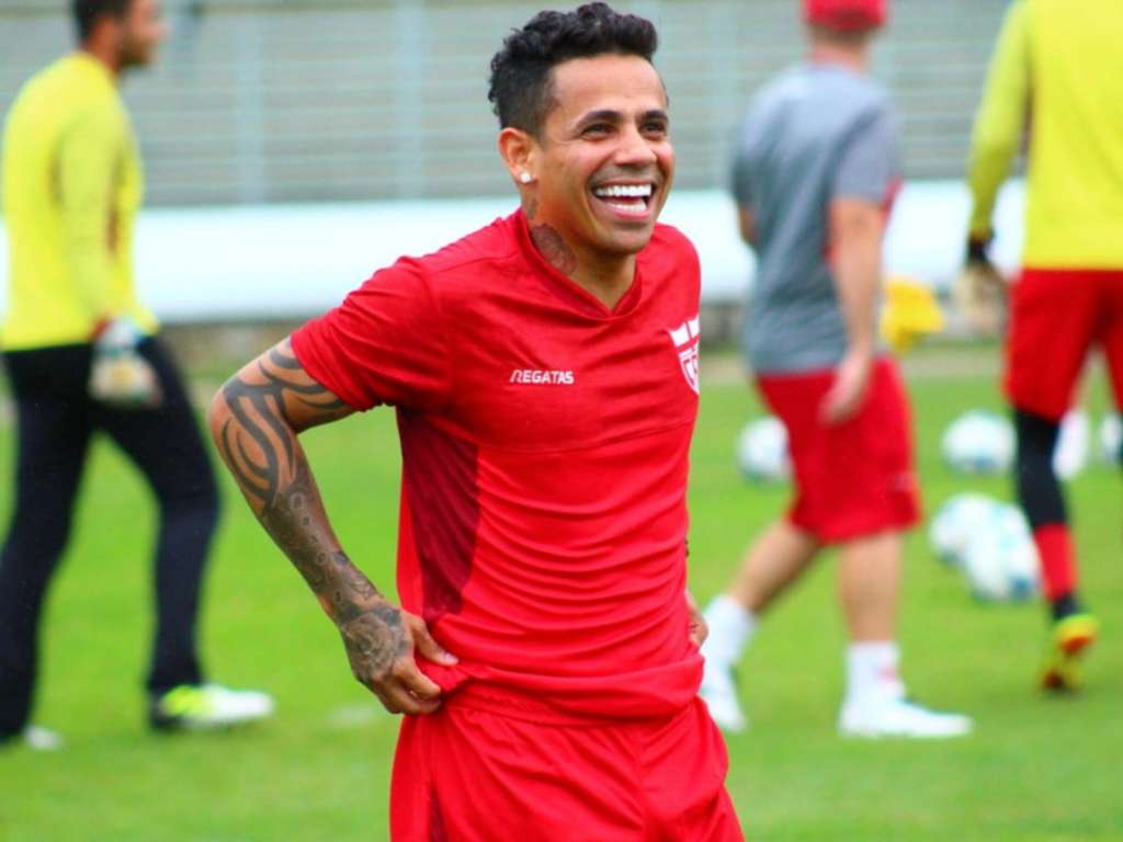 CRB treina para o jogo deste sábado